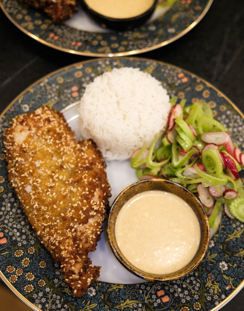 Crispy Sesame Chicken Cutlets